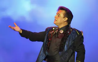 10 años sin Juan Gabriel... ¿se viene tributo, homenaje o algún evento?