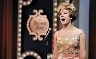 ¿Qué pasó con la legendaria Vikki Carr?