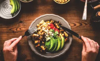 Comida real, decisiones reales: una guía práctica para comer mejor cada día