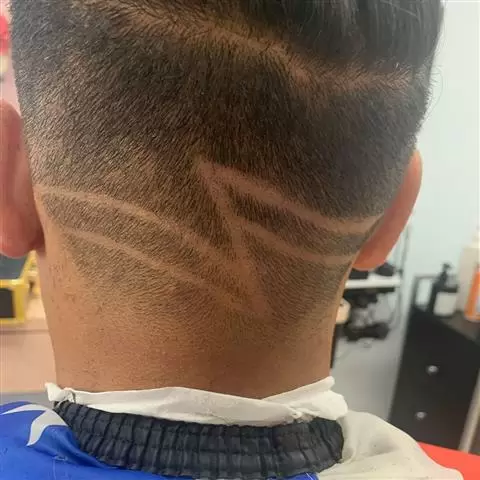 MD Barber & Beauty Salon cover
