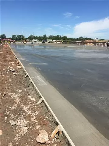 Manuel concrete cover