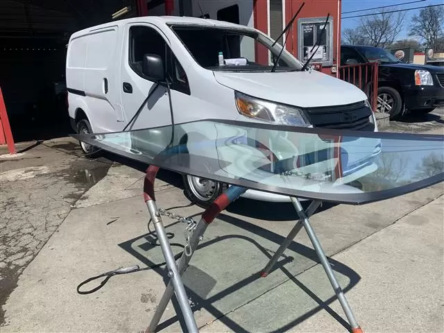 Auto glass Jalisco cover