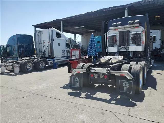 El Coyote Truck REpair cover
