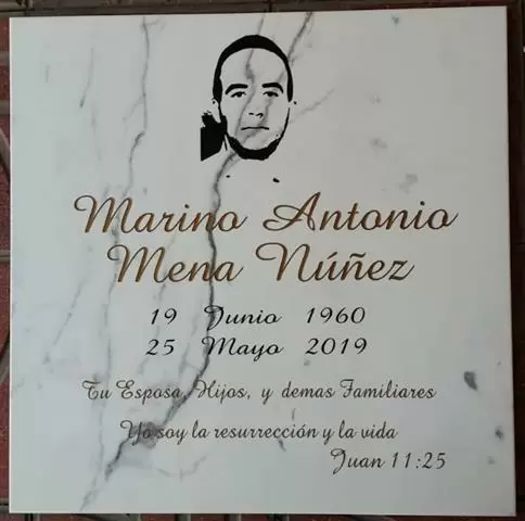 Lapidas Y Tarjas Conmemorativa cover
