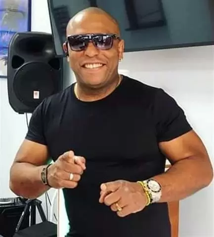 DJ CANTANTE MANUEL COLLAZO cover