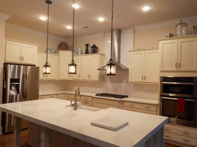 Company Mario Villa Granite cover