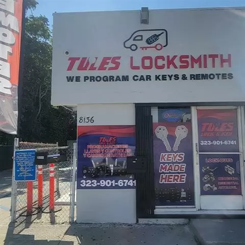 TULES LOCKSMITH cover
