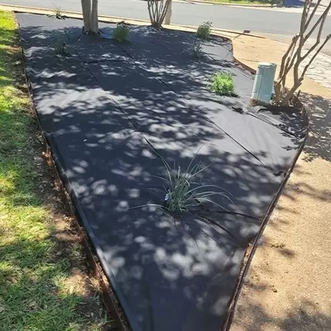 Martnz Construction Service cover
