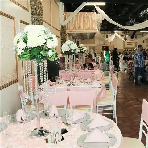 Reinas Events cover