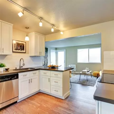 Palos Verdes Construction cover
