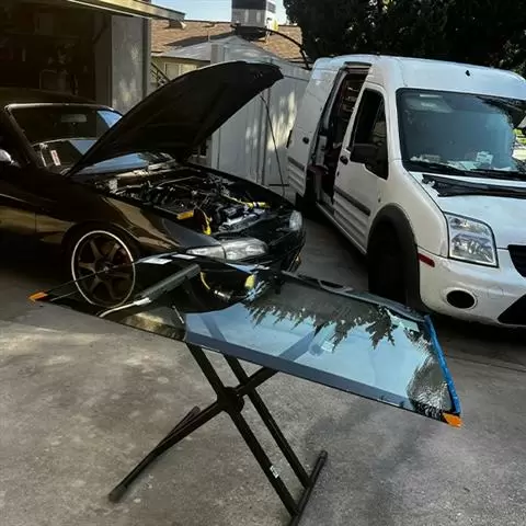 3B's Auto Glass cover