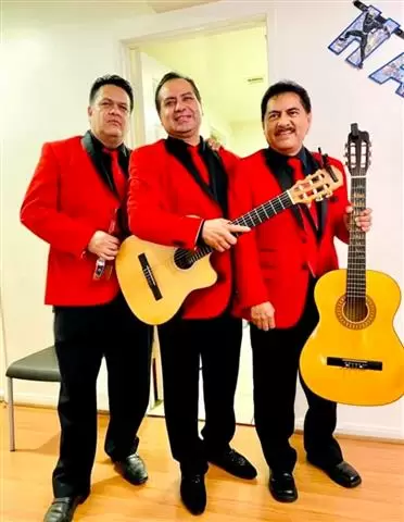 Los Reyes del Bolero cover