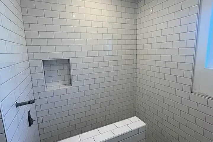 AZULEJOS AND TILE cover