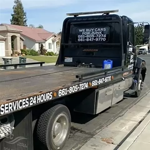 Lopez Towing cover