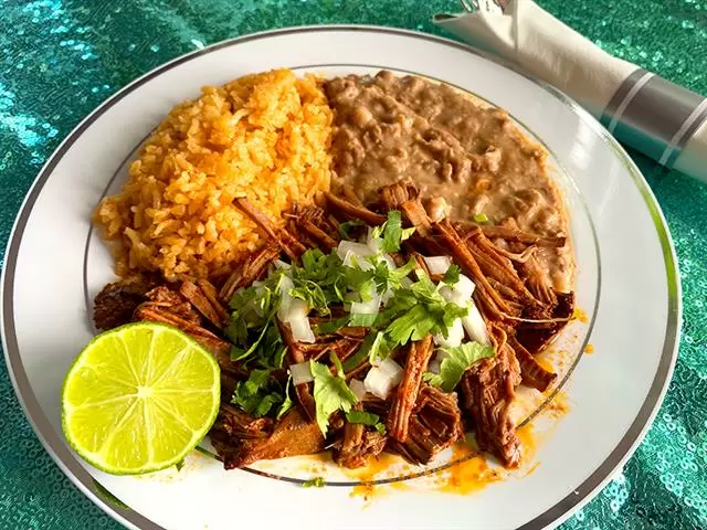 Liliana's Catering cover