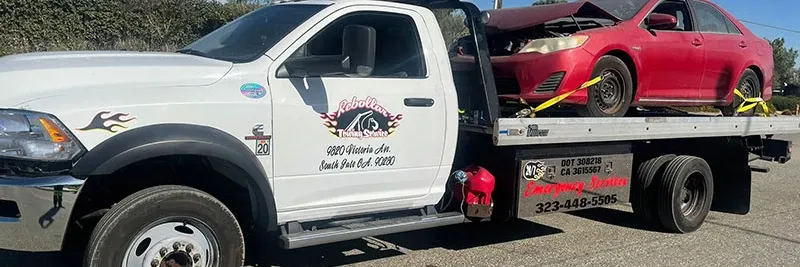 Rebollar Towing cover