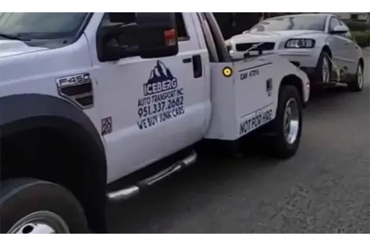 Ice Berg Auto Transport cover