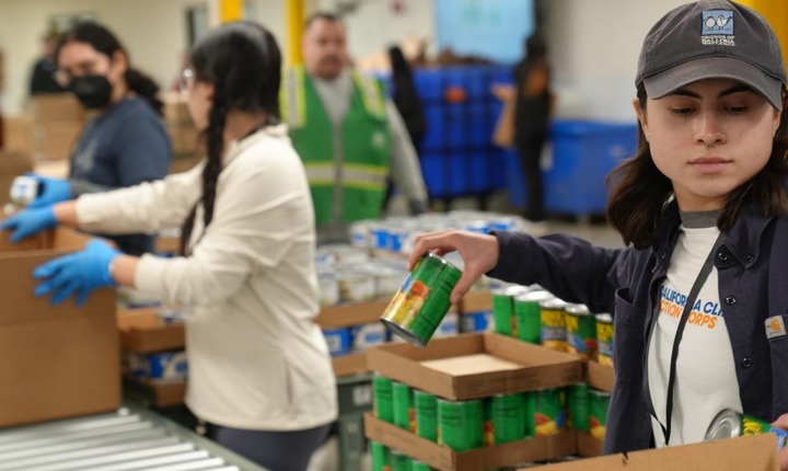 Recibe un salario por servir a tu comunidad