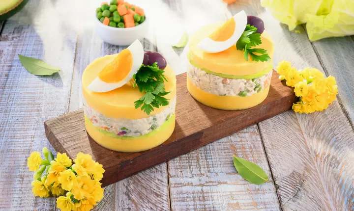Aprenda a preparar la sabrosa causa limeña