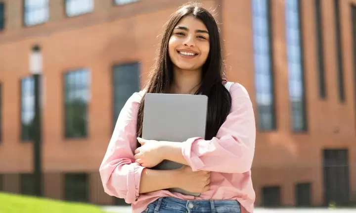 Colegios comunitarios, una gran alternativa para estudiantes hispanos