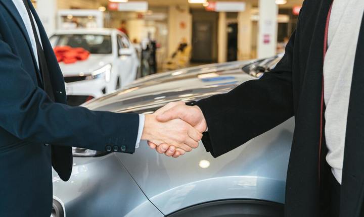 Dónde comprar autos baratos en Los Ángeles