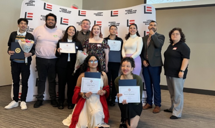 Becas para jóvenes LGBTQ+ Latine/x