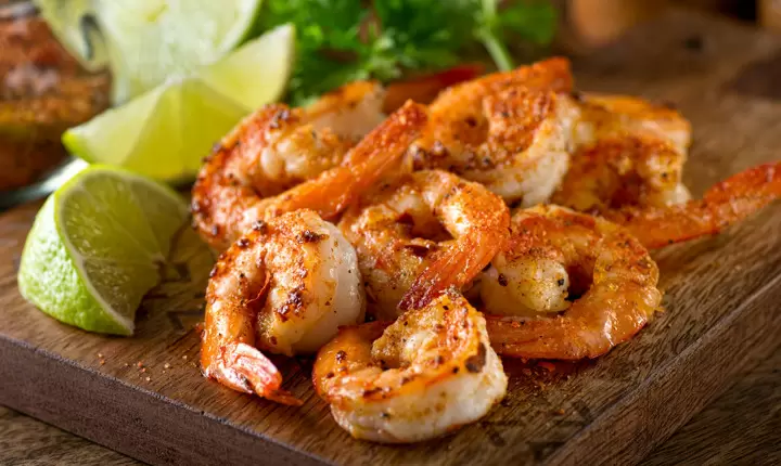 Camarones con pico de gallo