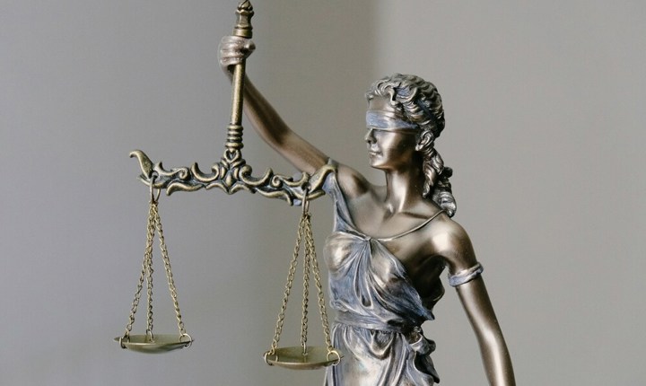 Cómo anunciar Servicios Legales sin ser abogado (y hacerlo bien)