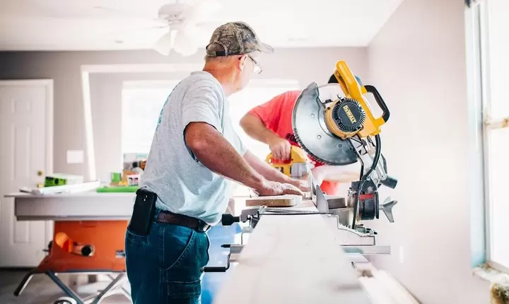 Cómo ahorrar dinero en un trabajo de remodelación