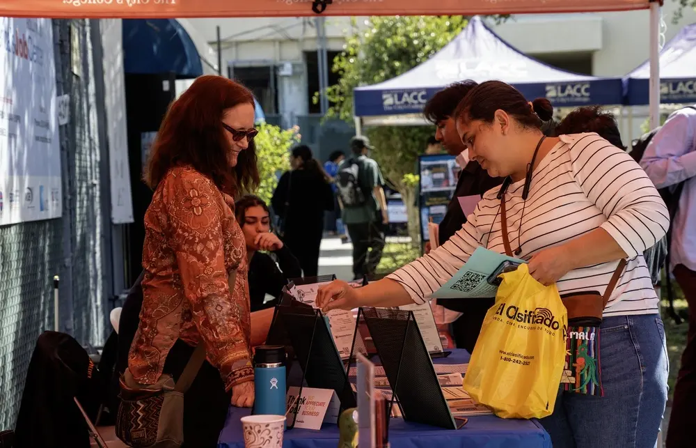 Ventajas de visitar una feria de trabajo