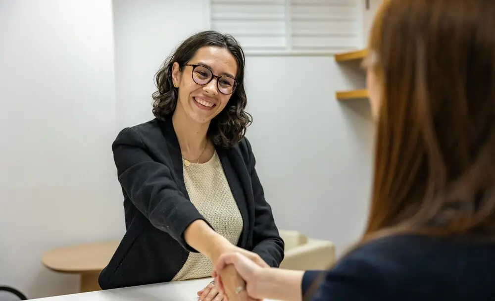 El primer empleado cambia todo lo que la ley exige a su negocio