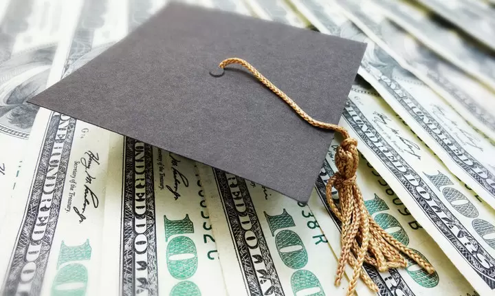 Cómo crear un plan financiero para la universidad