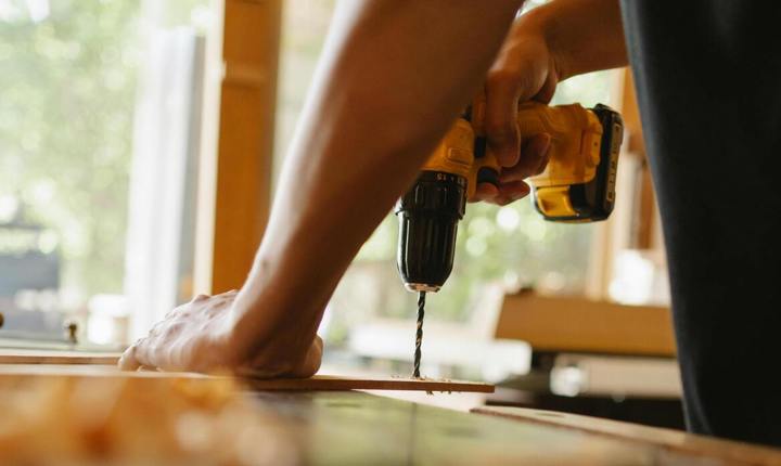 ¿Es usted plomero, electricista o handyman? ¡Así conseguirá más clientes sin volverse loco!