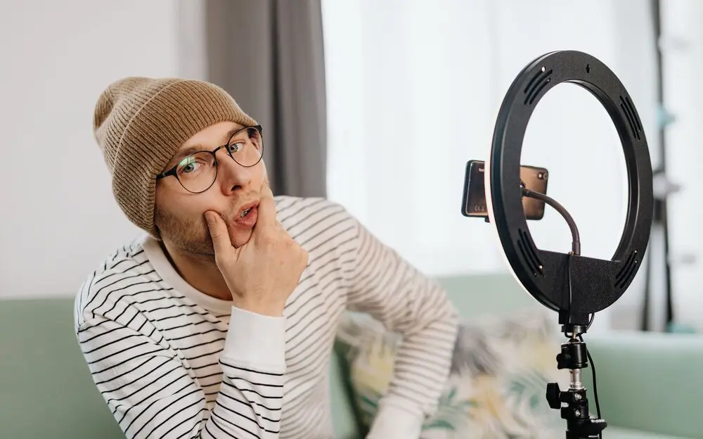 El falso emprendedor: ¿Facturar mucho te convierte automáticamente en empresario?