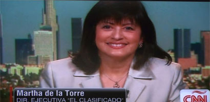 Martha de la Torre, fundadora de El Clasificado, es reconocida por el programa de televisión “NotiMujer” de CNN en Español