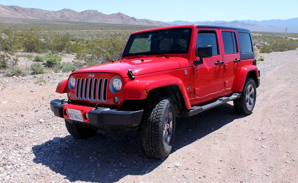 ¿Tienes un Jeep Wrangler? ¡Con estas 10 refacciones quedará de lujo!