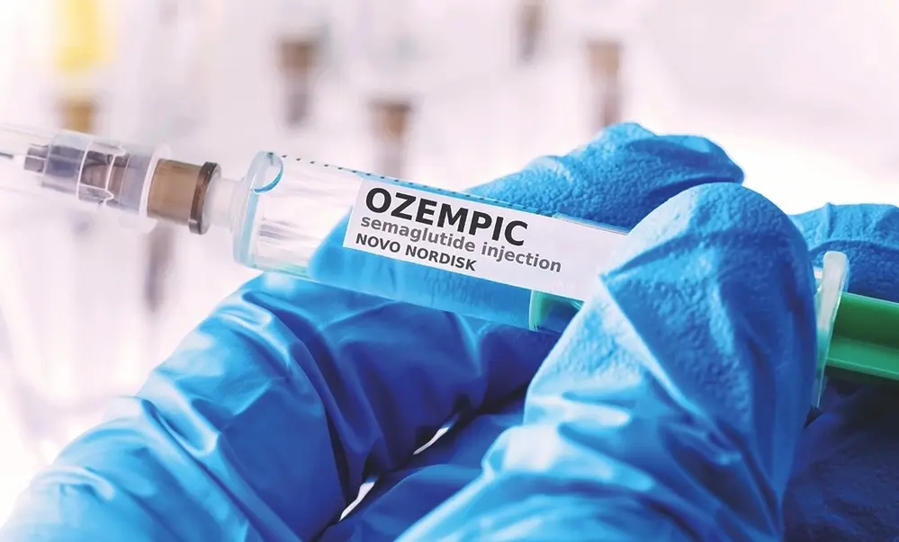 ¿Por qué decimos “tomo Ozempic” pero susurramos “tomo antidepresivos”?