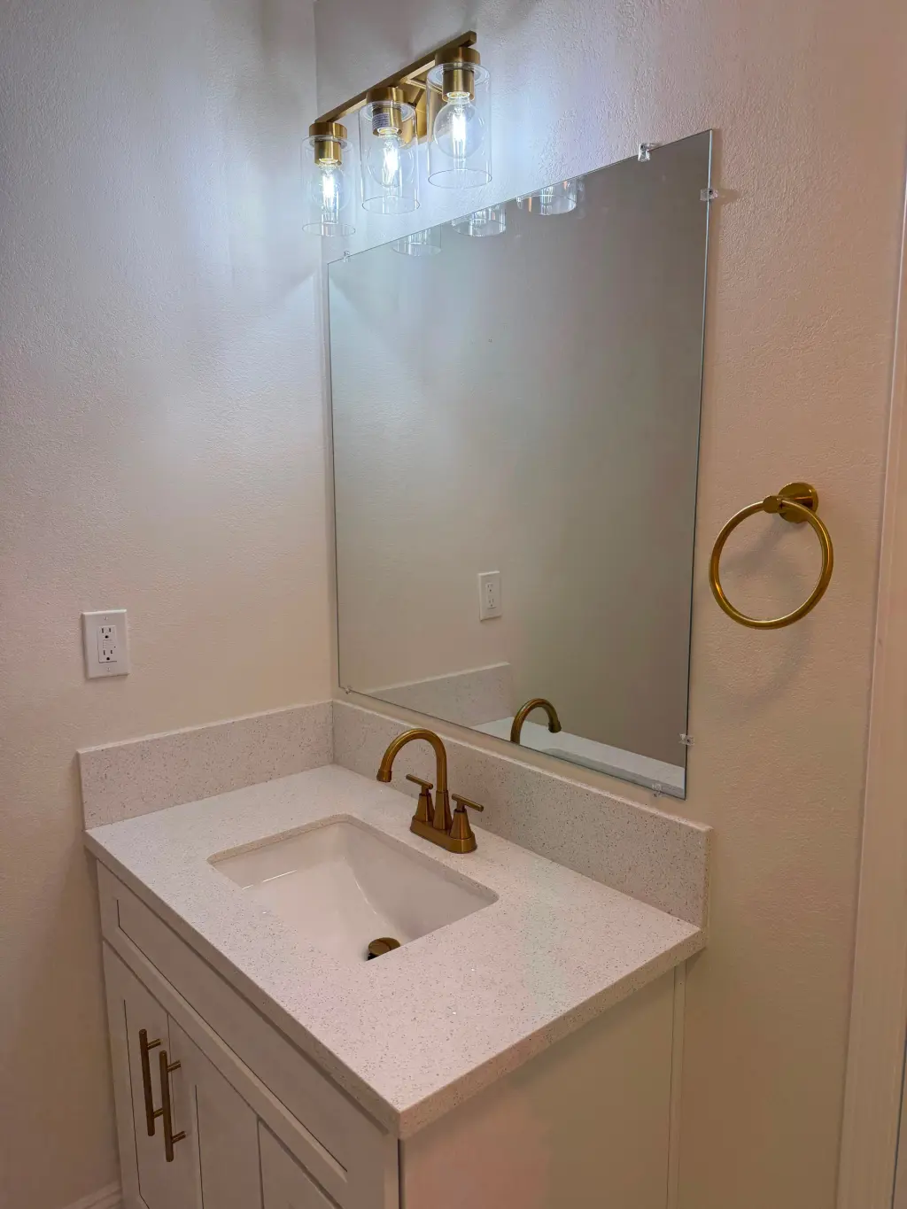 🏠 CUARTO EN RENTA EN GRAND TERRACE