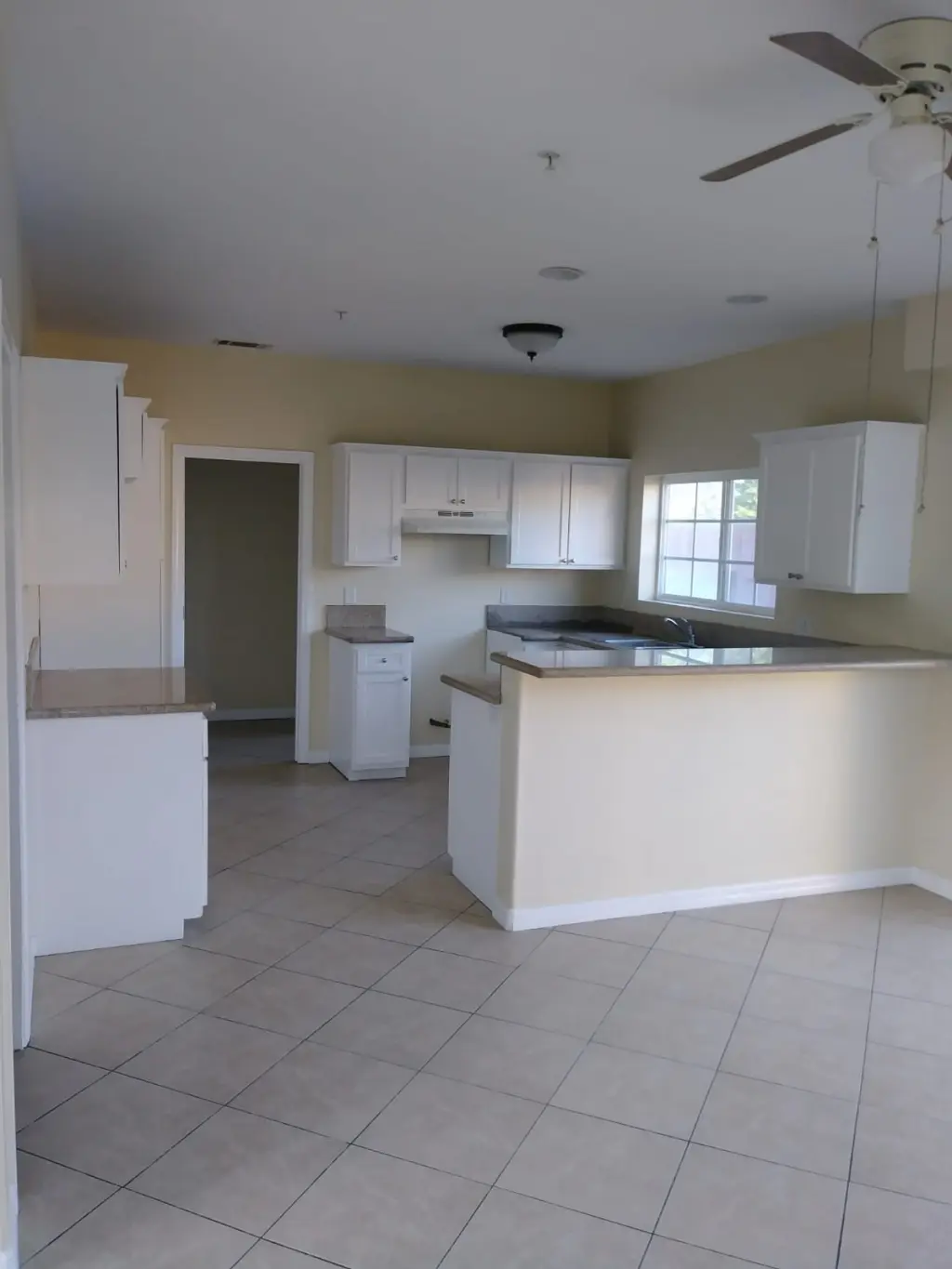 Townhome Fontana 2/2