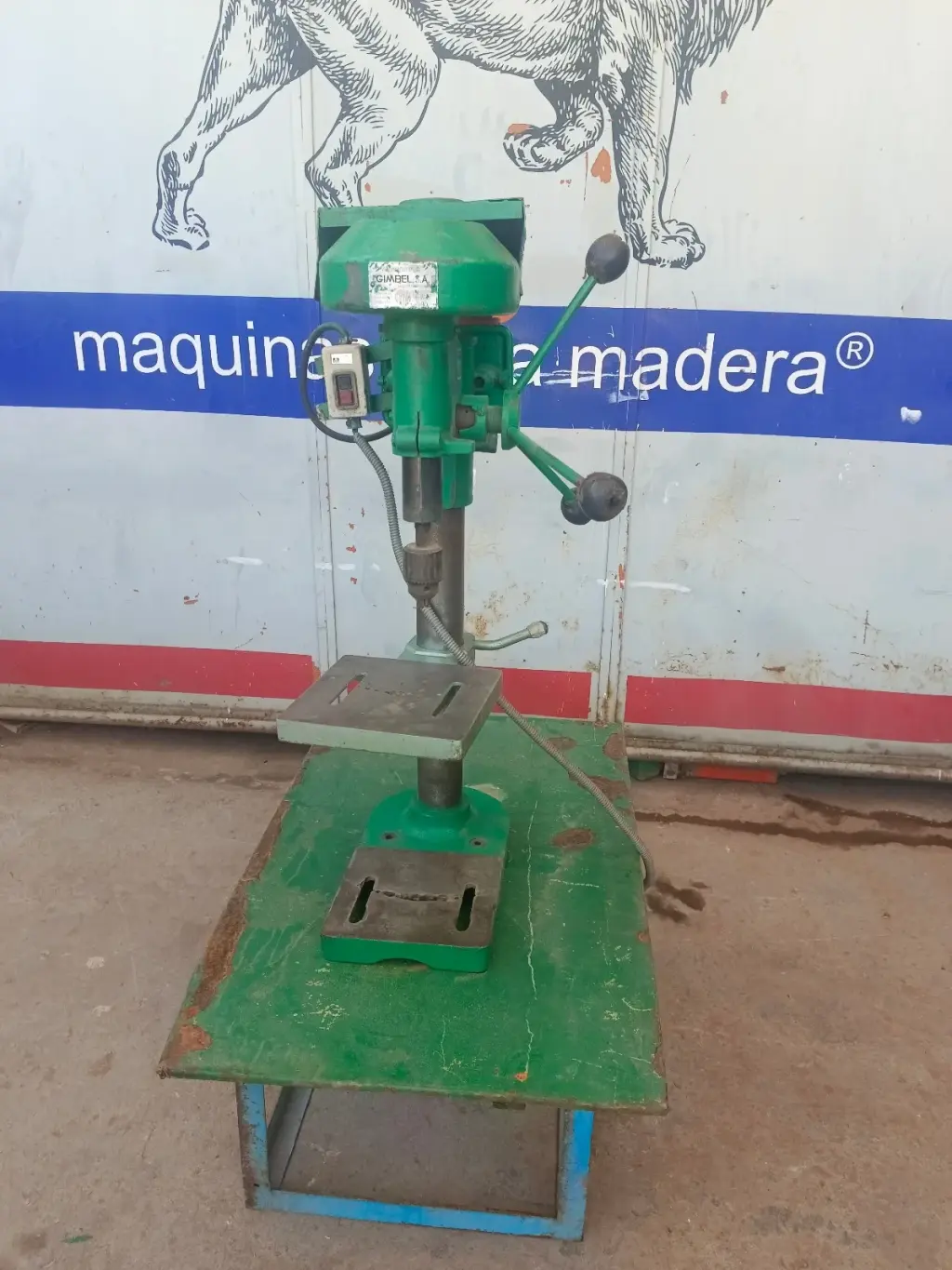 Taladro de banco Helmo ½ HP Broquero 16mmØ