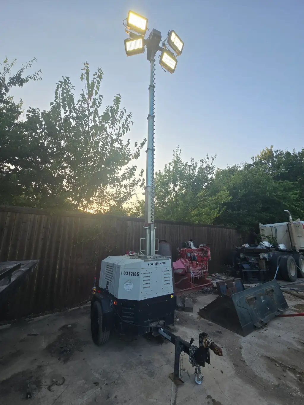 Renta Torre de Luz Portátil para Construcción y Eventos