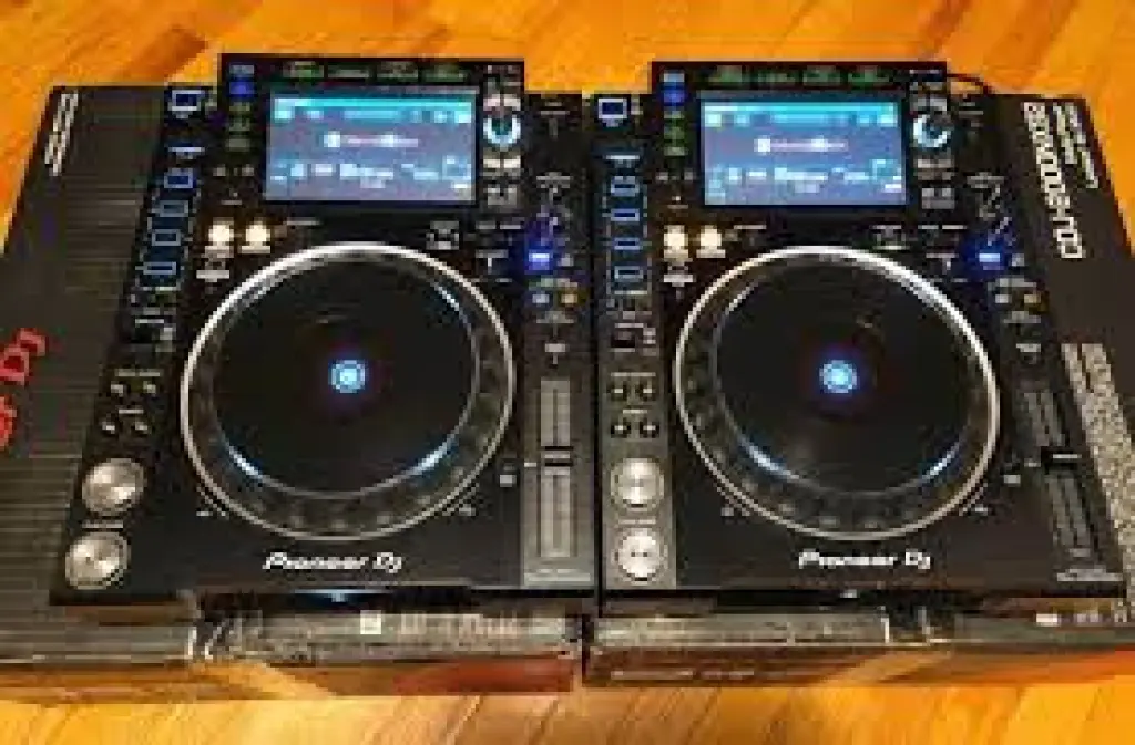 Equipo de DJ Pioneer - Set Profesional de CDJ Doble