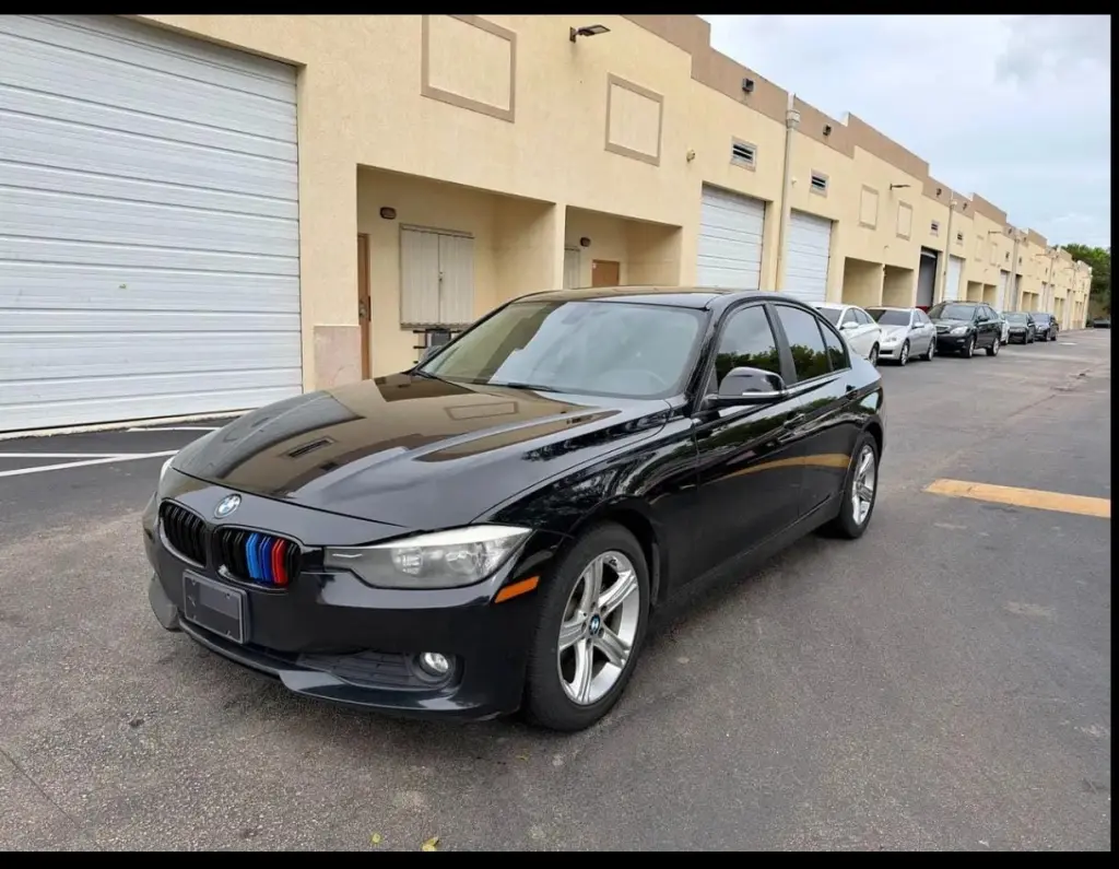 🚘 2016 BMW 3 serie/ 💵 $4.570 Cash