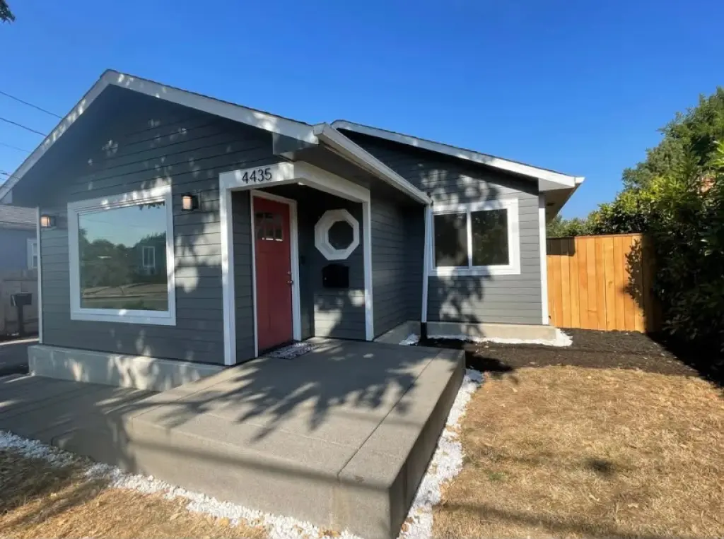 4435 NE Prescott St, Portland, OR 97218