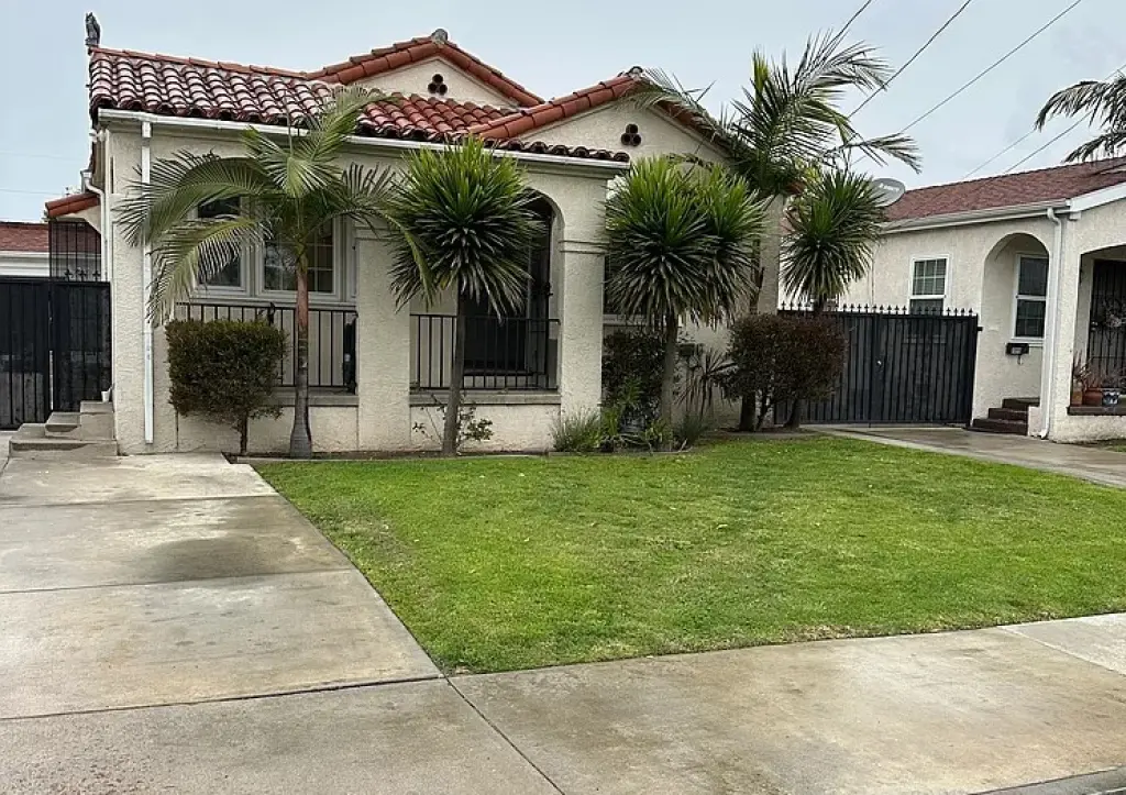 4Bed 3.5Bath Home in Inglewood