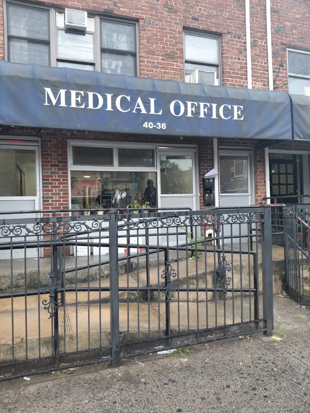Local para Oficina Medica/ o Servicio a la Comunidad