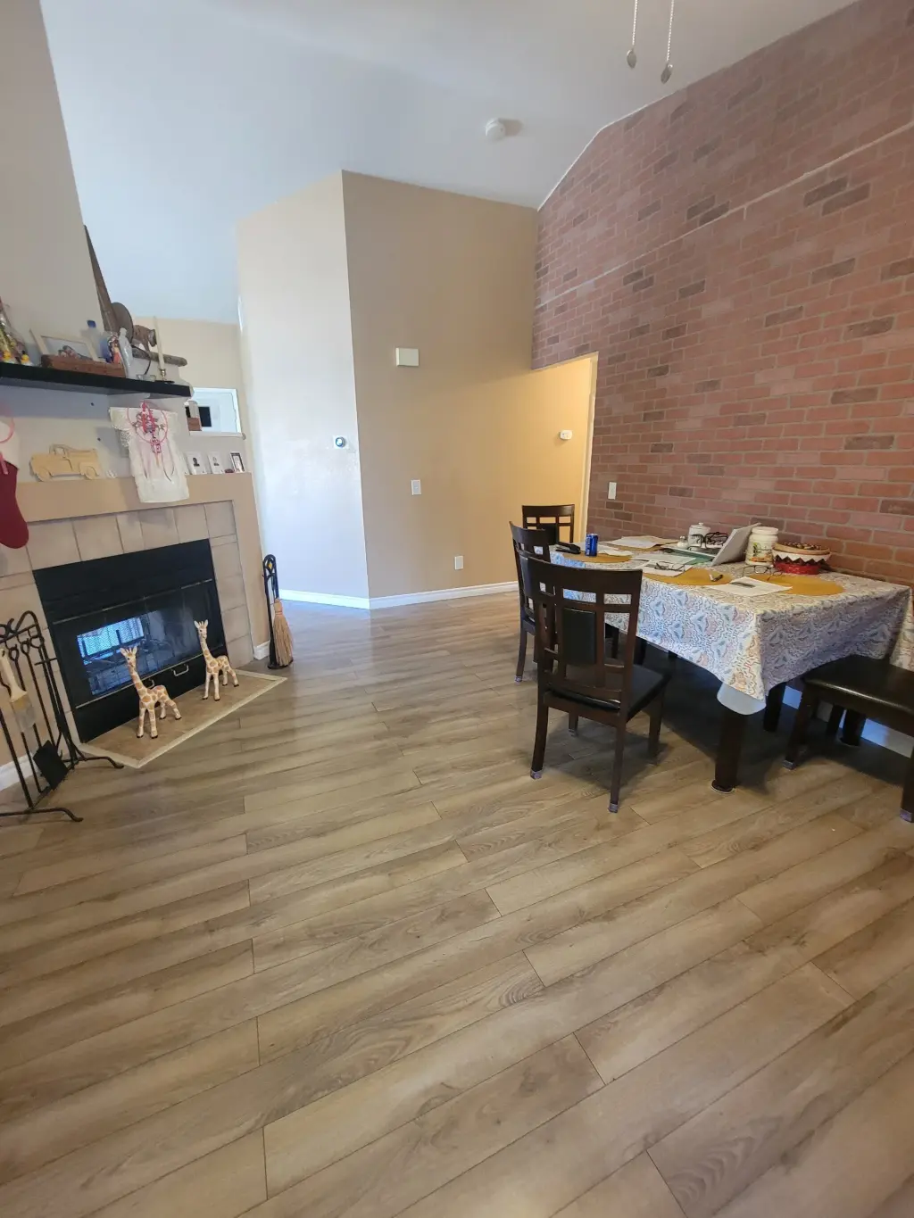 casa de venta  4 rec Moreno Valley