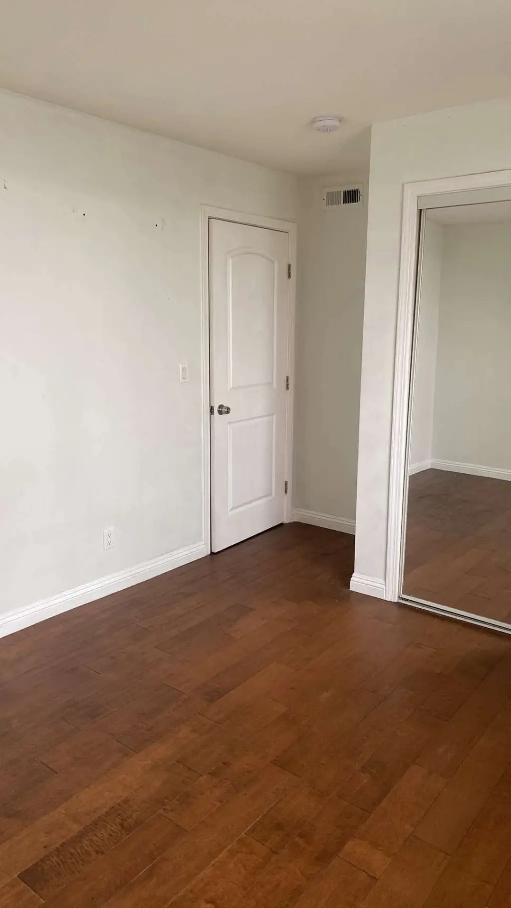 Cuarto privado en renta