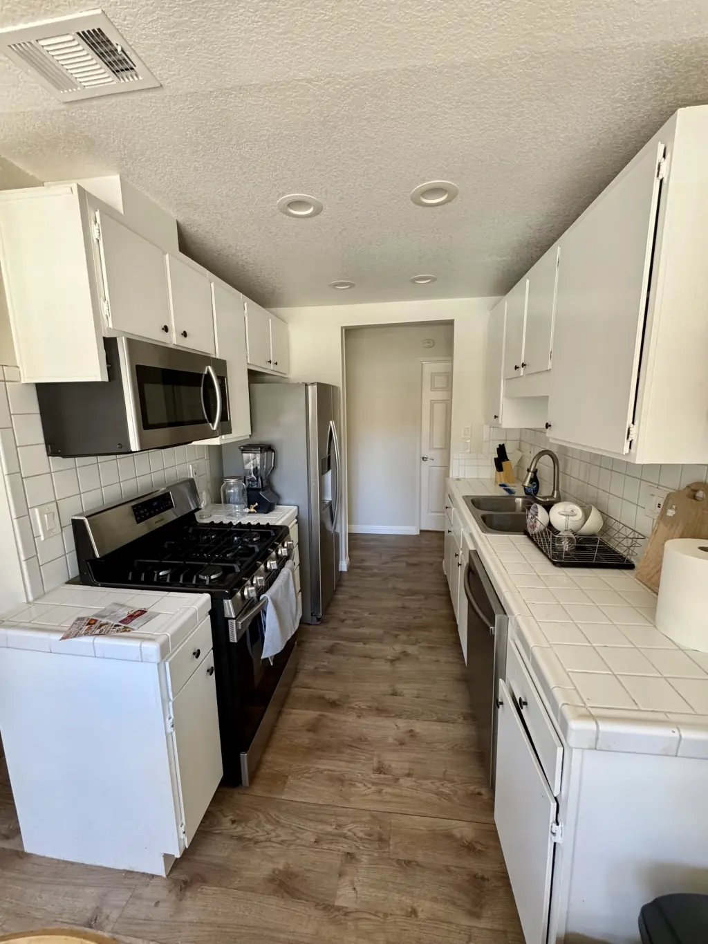 1 bed 1 bath Condo Rent