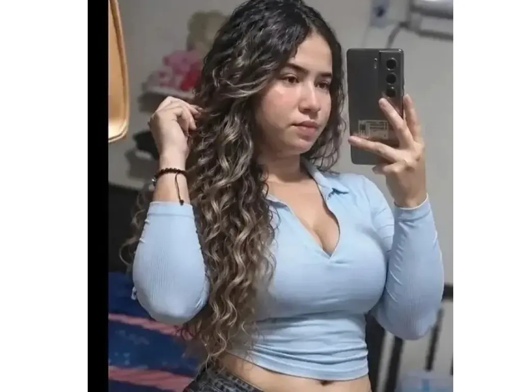 323-646-2159📞KATRACHA ATREVIDA Y MUY BONITA🤪